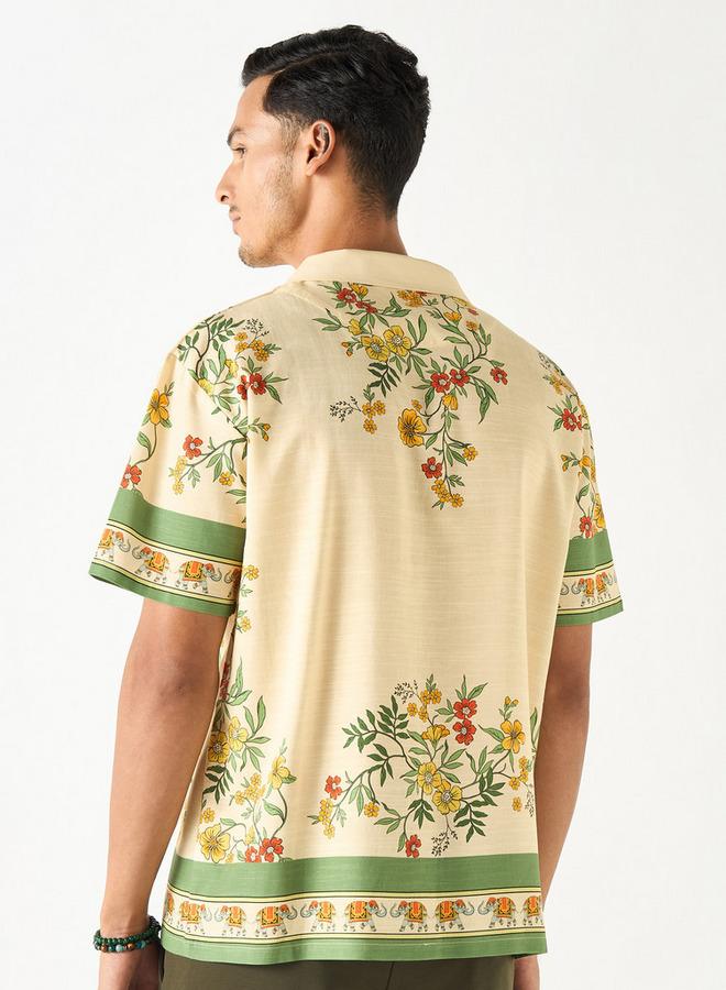 سبلاش فيڤ قميص بياقة كامب بطبعة زهور بقصة مريحة - Image 3