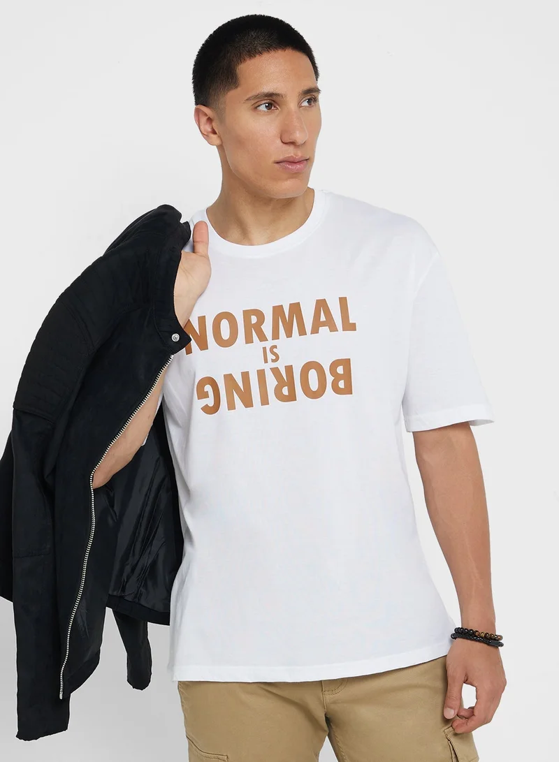 سفنتي فايف تيشيرت بقصة واسعة بياقة دائرية