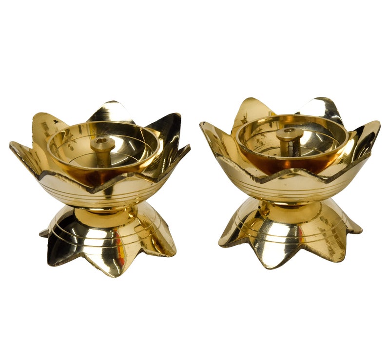 Bhimonee Decor Pure Brass Kamal Nanda Table Diya | Traditional Deepak for Pooja & Home Temple | Decorative Oil Lamp for Aarti & Rituals | 1.75 Inches, Brass, Pack of 2 Pcs - Image 3
