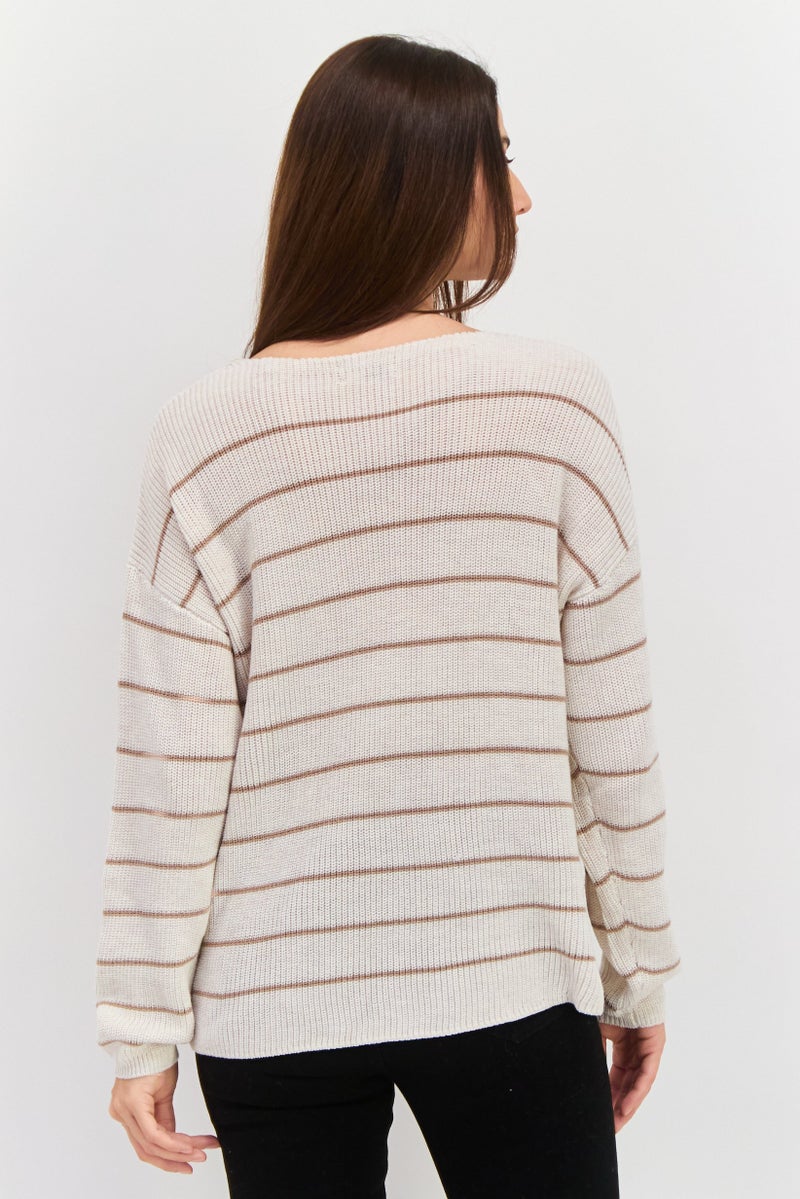 Gentle Fawn Women V Neck Knitted Long Sleeves Sweater, Beige  - Image 3