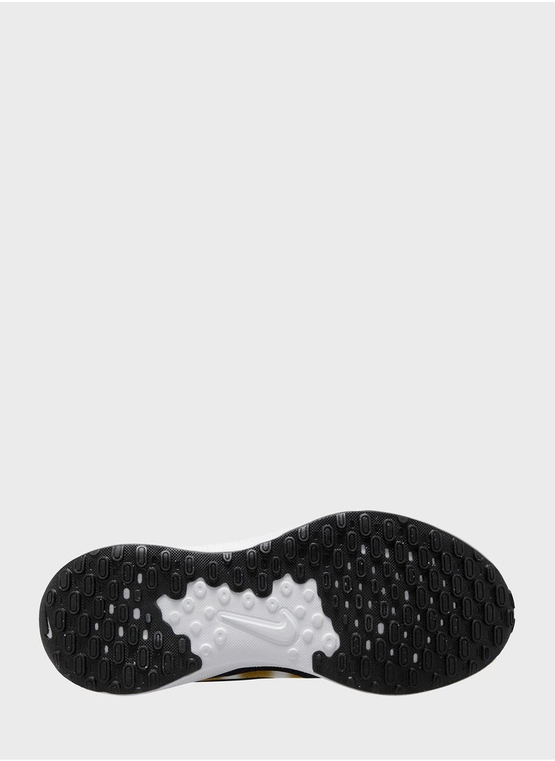Nike - Revolution 7 - Image 1