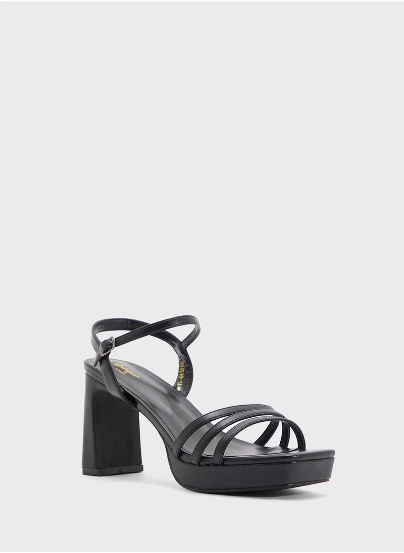 جينجر Square Toe Ankle Strap Platform Heel Sandal