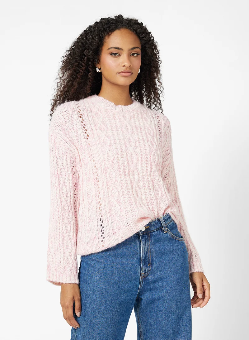 جينجر Chunky Cable Knit Sweater
