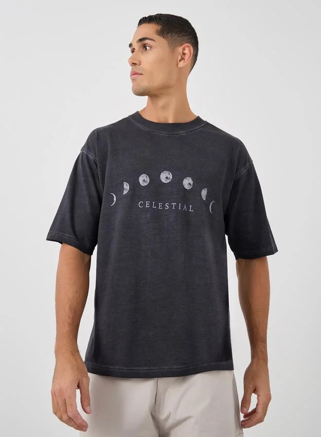 ستايلي Styli Slogan Print Oversized Crew Neck T-Shirt
