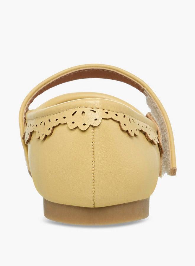 JUNIORS Cutout Detail Ballerina Shoes with Hook and Loop Strap - Image 5