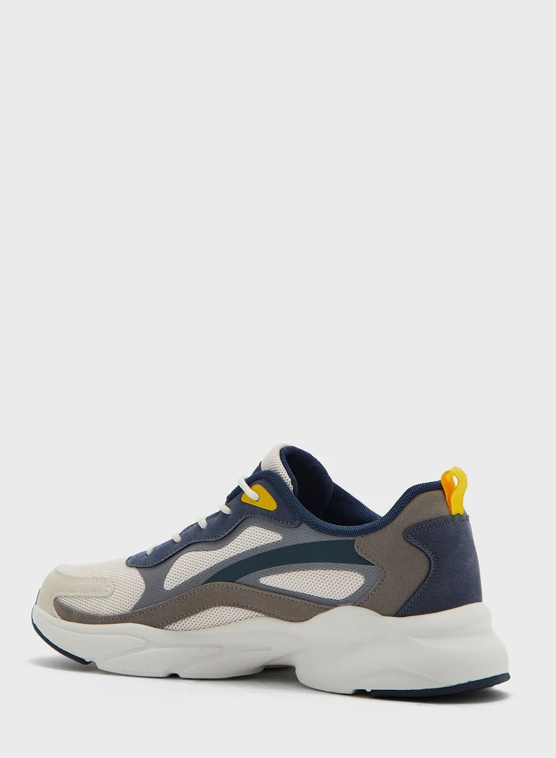 سفنتي فايف Dad Sneakers