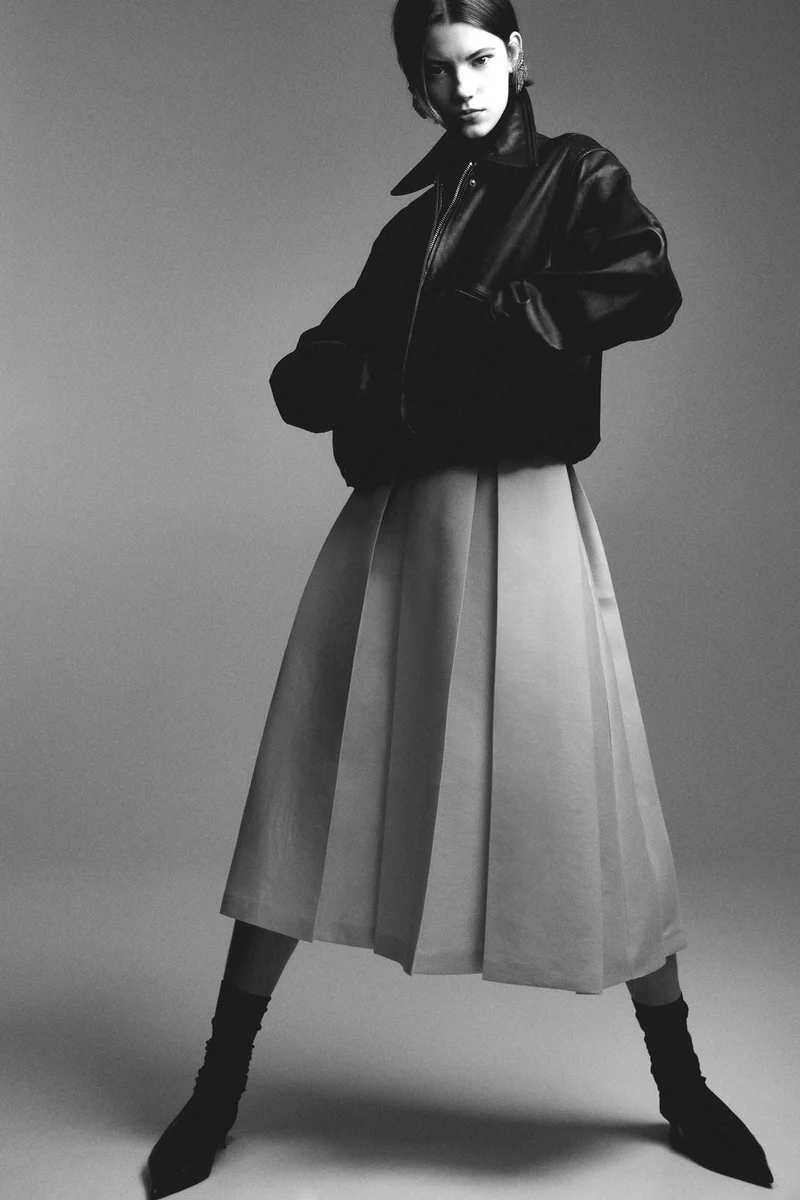 H&M Pleated midi skirt