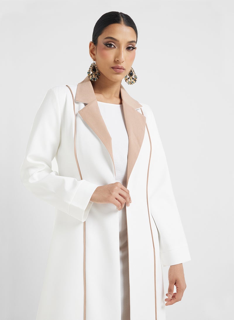Khizana Abaya With Contrast Lapel  - Image 3