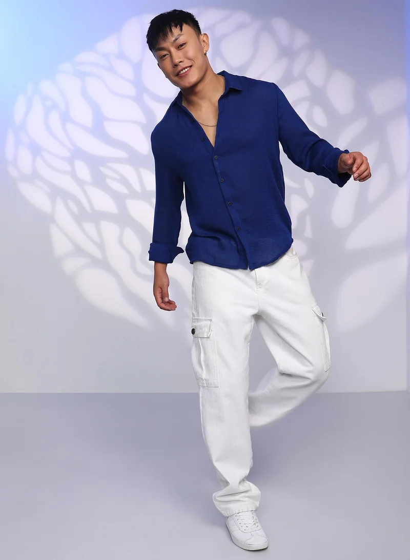Campus Sutra Men's Indigo Blue Solid Woven Shirt