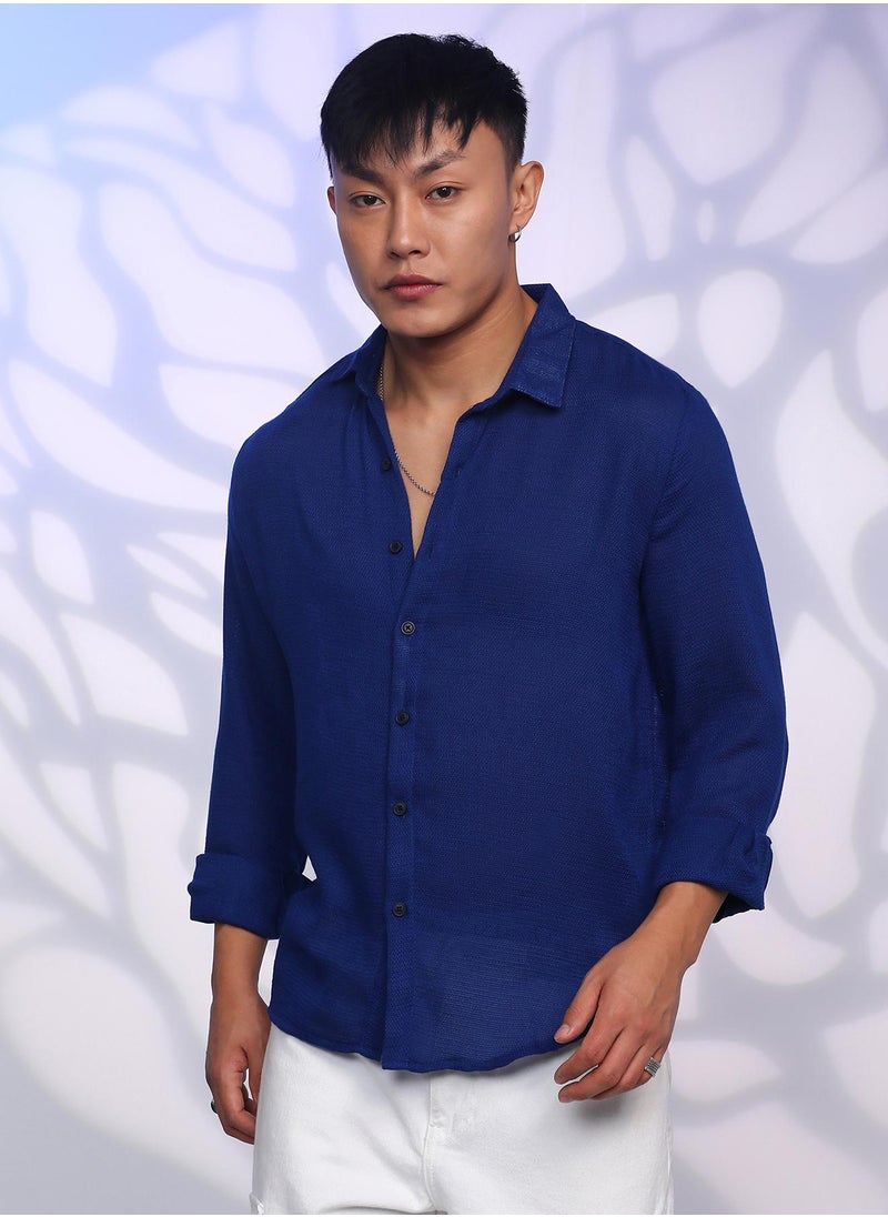 Campus Sutra - Men's Indigo Blue Solid Woven Shirt - Image 1