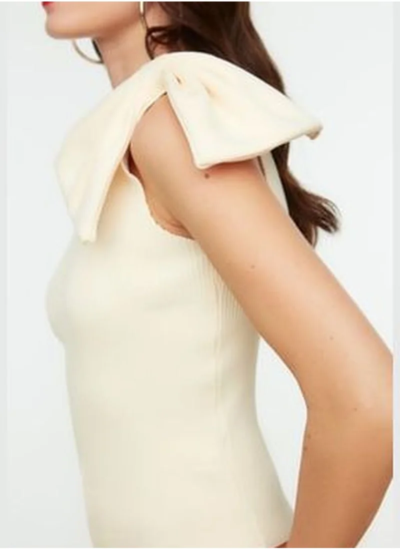 trendyol Ecru Knitwear Blouse TPRSS22BZ0166