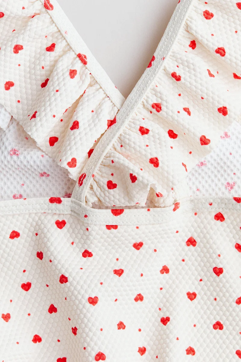 اتش اند ام ملابس سباحة بتفاصيل مكشكشة