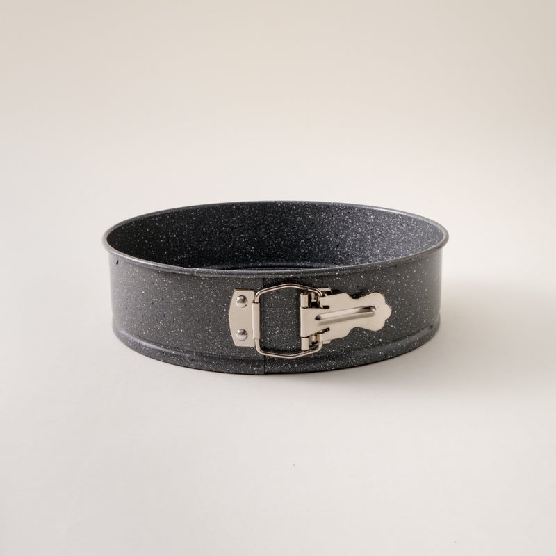 ألبرتو البرتو طقم قوالب كيك 3 قطع من الصلب الكربوني 20سم، 23سم، 25سم باللون الرمادي - Image 4