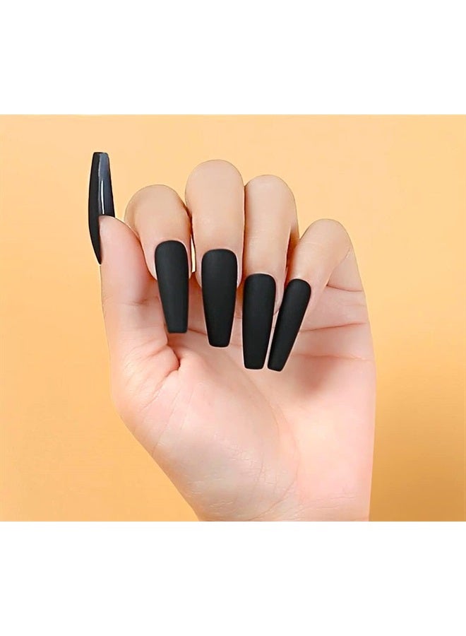 AIMEILI Soak Off U V LED Black Gel Nail Polish - Blackpool (007) 10ml - Image 4