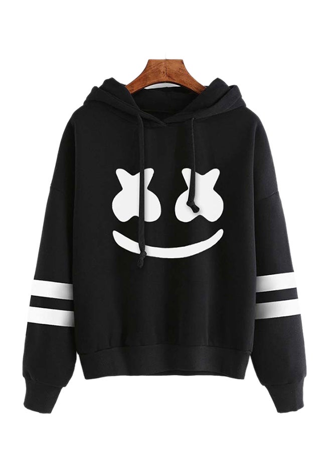 سويت شيرت مطبوع عليه رسومات بنمط دي جي مارشميللو أسود - Image 1