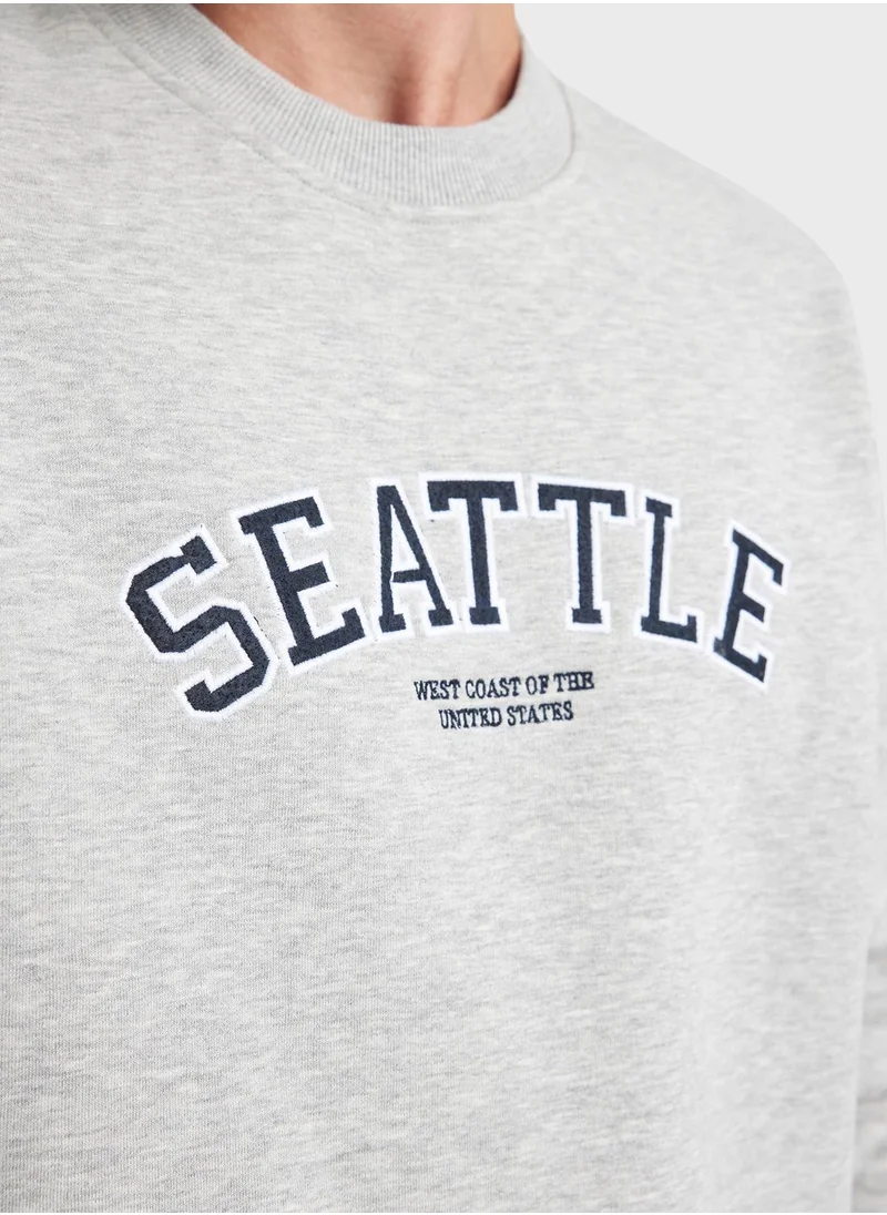 DeFacto Seattle Crew Neck Sweatshirt