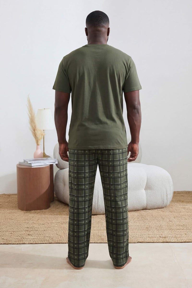 trendyol Green Big Size Regular/Normal Fit Printed Bottom Plaid Pattern Pajamas Set Tmnss26Ai00011 - Image 3