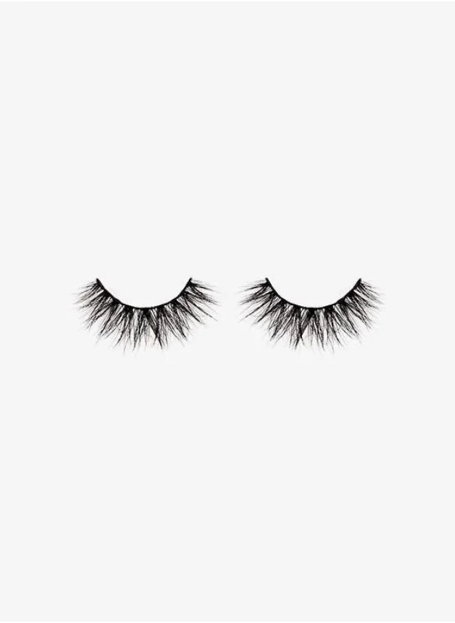 Glossy Make Up Qatar Lash