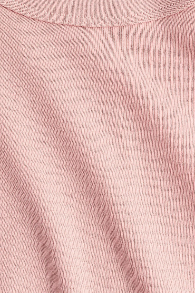 اتش اند ام بلوزة من الجيرسيه بأكمام طويلة