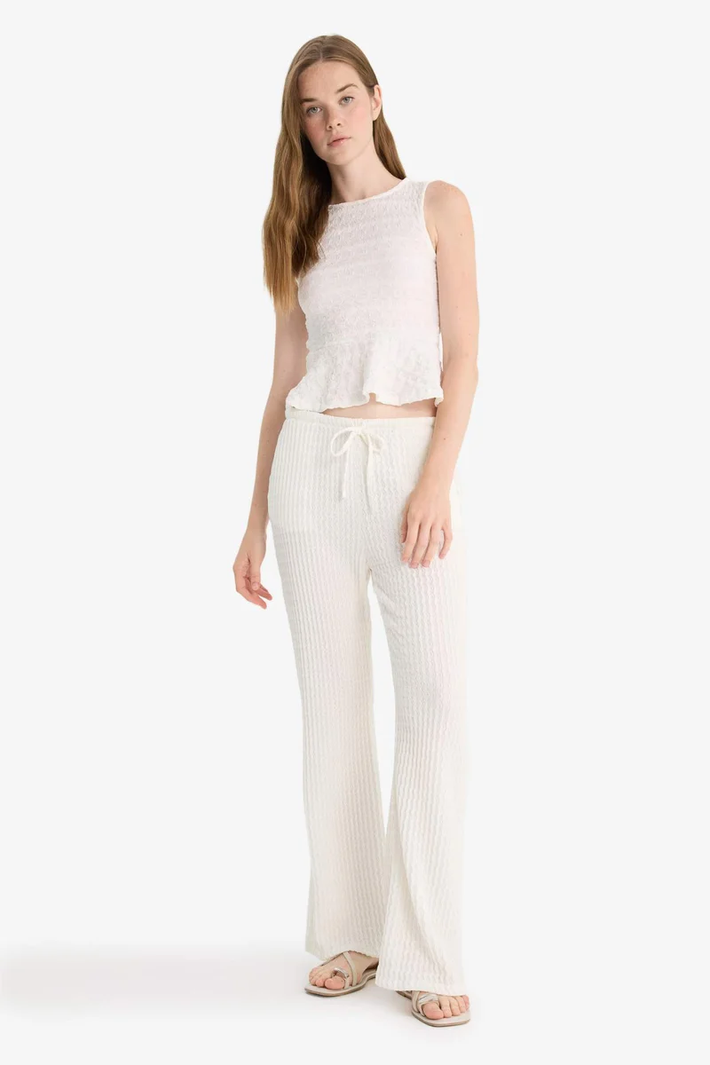 ديفاكتو Flare With Pockets Trousers