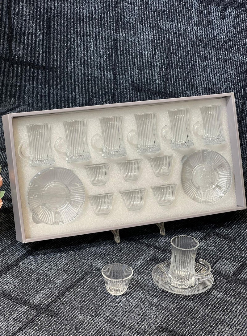 A set of Tea Cups and Coffee Cups with Saucers, 18 pieces  - Image 1