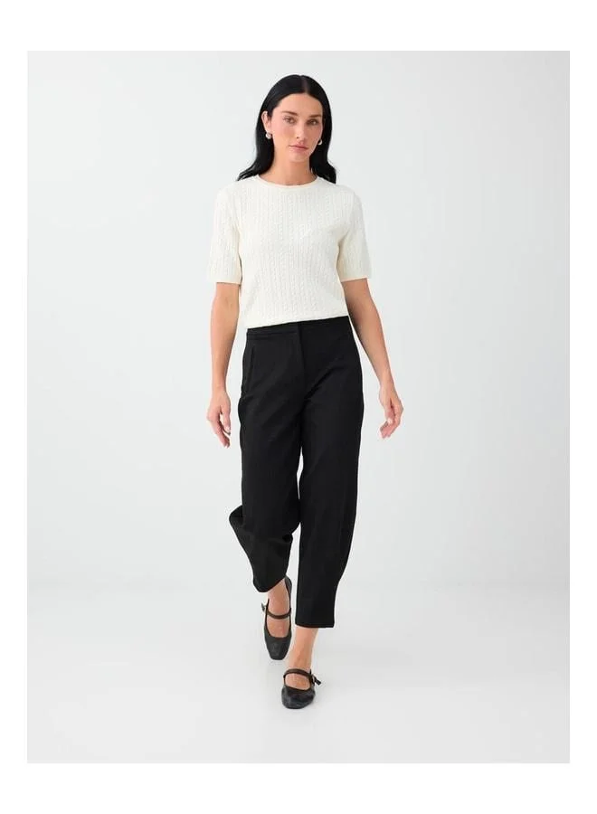 Jimmy Key Off-White Straight Cut Polo Collar Knit Sweater.