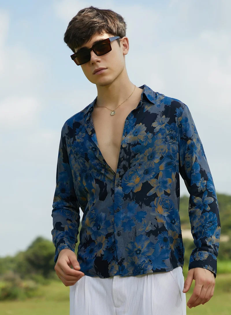 كامبوس سوترا Men's Lapis Blue Bi-Hue Daisy Shirt For Casual Wear | Spread Collar | Long Cuffed Sleeves | Button Closure | Shirt Crafted With Comfort Fit For Everyday Wear
