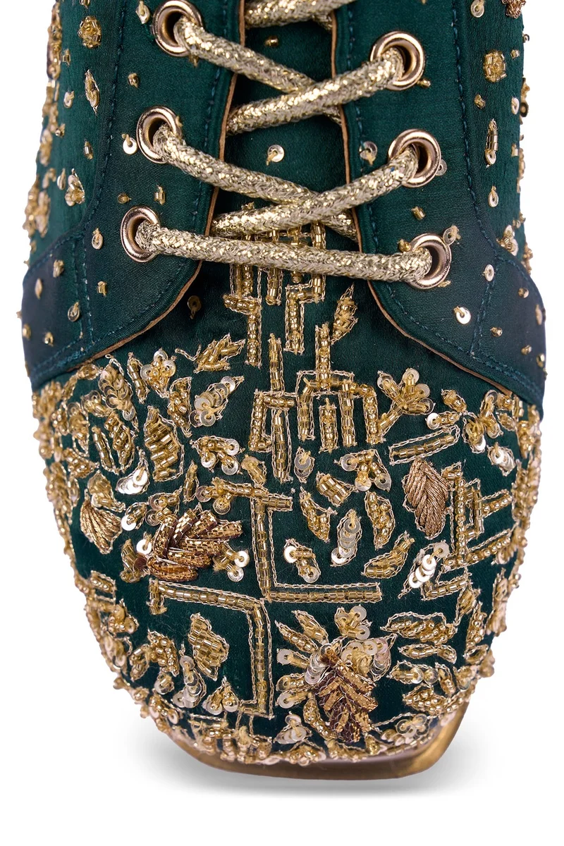 Anaar Anaar Pathaka Wedge Sneakers – Emerald Green Satin Hand-Embroidered Wedges with Zari, Cutdana & Gold Sequins