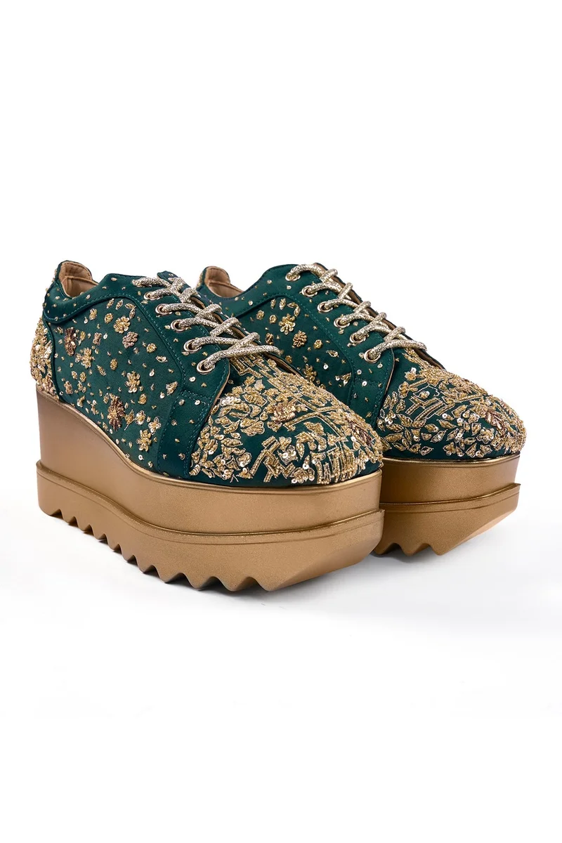 Anaar Anaar Pathaka Wedge Sneakers – Emerald Green Satin Hand-Embroidered Wedges with Zari, Cutdana & Gold Sequins