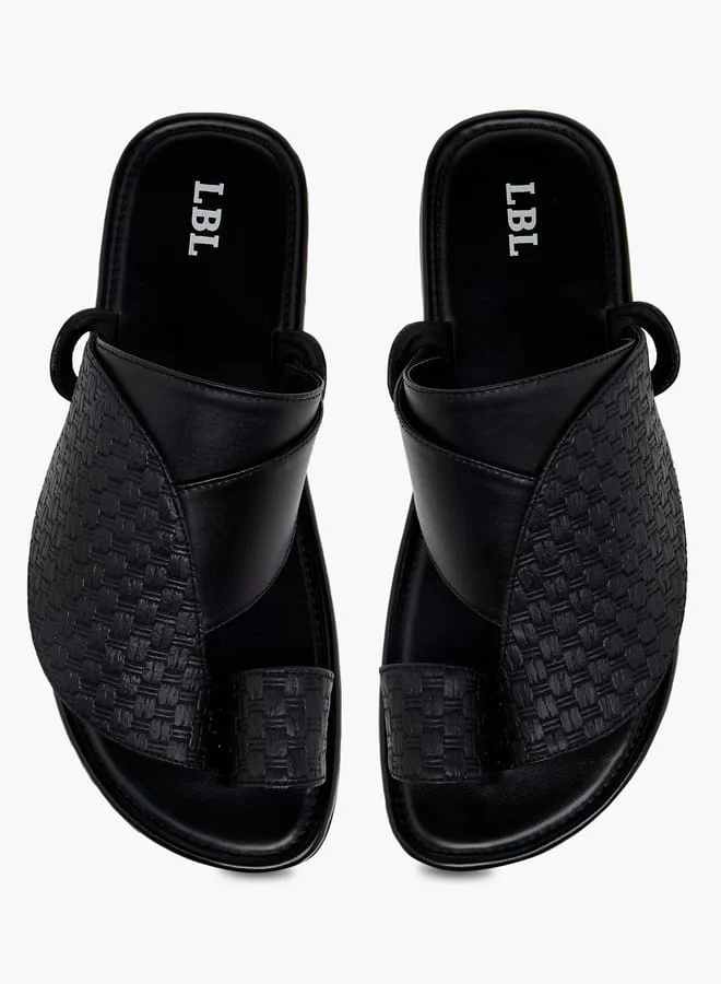 ال بي ال من شو اكسبرس صنادل رجالي مطرزة سهلة الارتداء بتفاصيل حلقة إصبع القدم