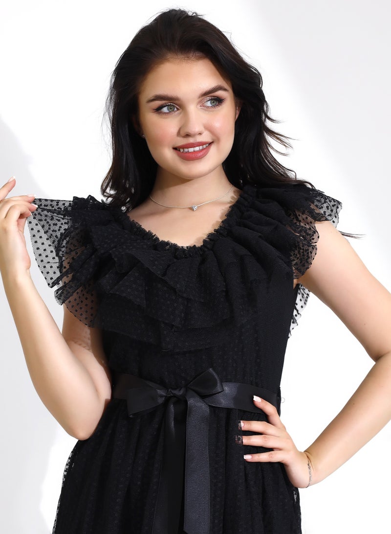 Elegant Dress With An V-Neck And High Quality - Image 1