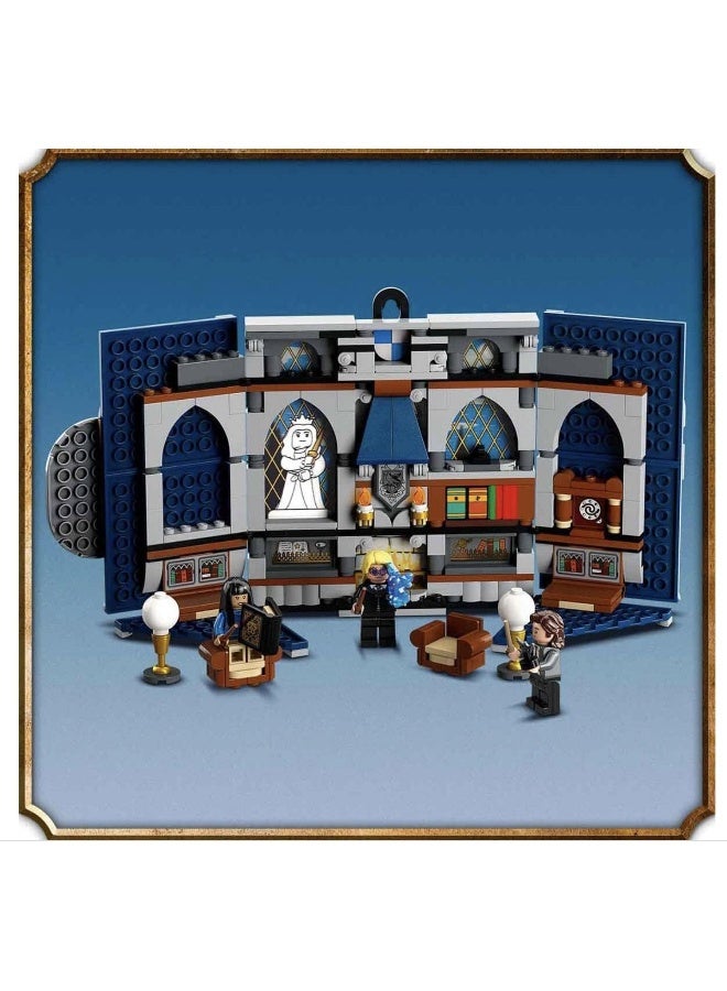 LEGO LEGO 76411 Harry Potter Ravenclaw House Banner, Hogwarts Castle Common Room Toy or Wall Display with Luna Lovegood Minifigure, Collectible Travel Toys  - Image 4