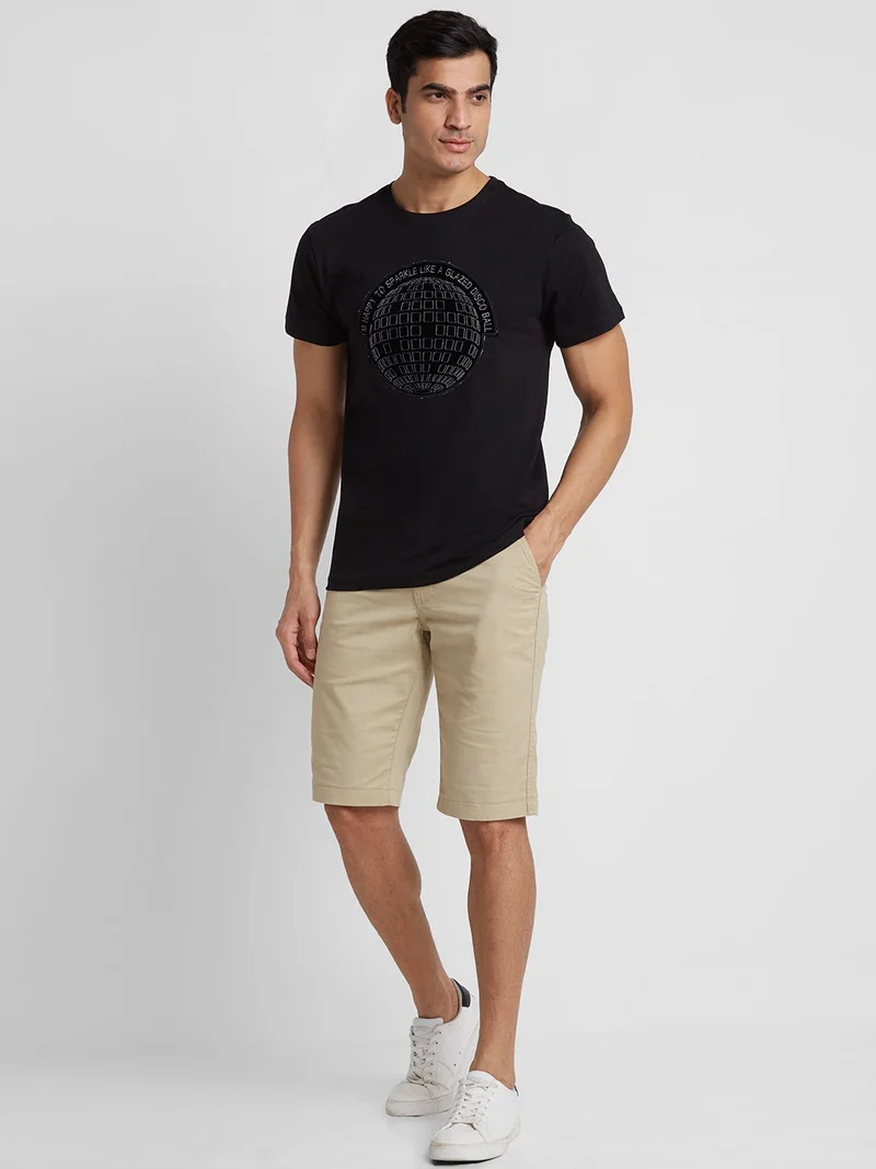 جلو باص تيشيرت رجالي أسود مطبوع بياقة دائرية قطن بقصة عادية كاجوال