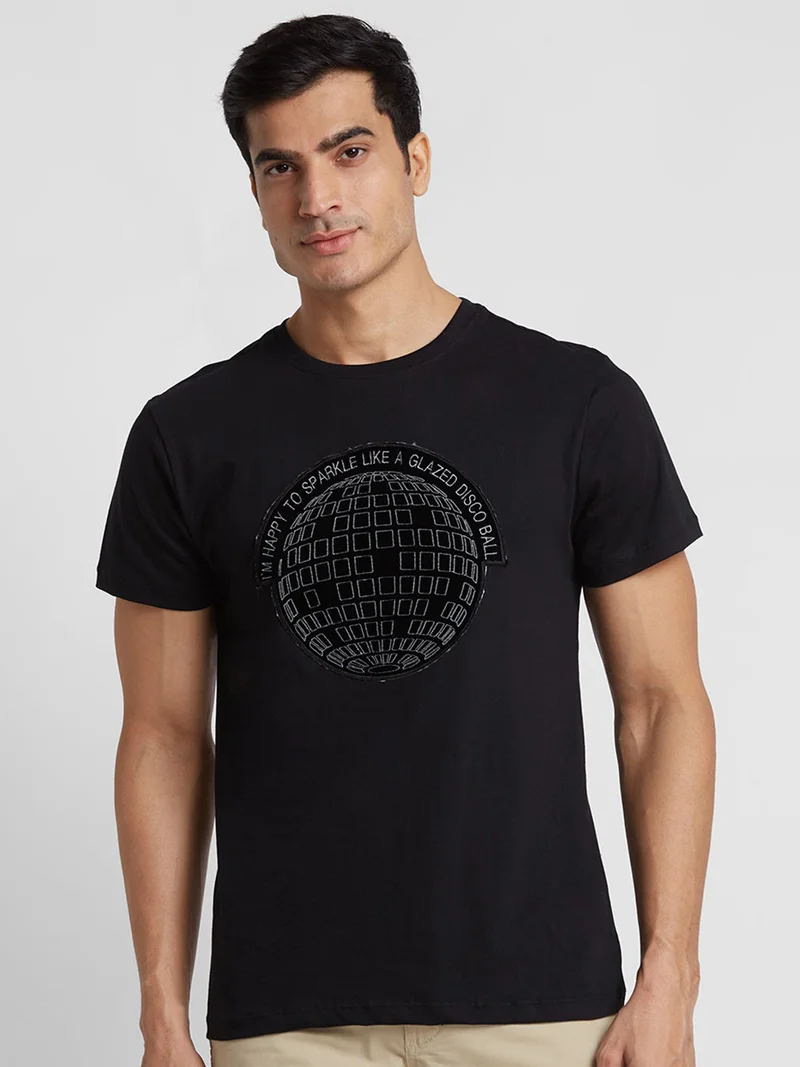 جلو باص تيشيرت رجالي أسود مطبوع بياقة دائرية قطن بقصة عادية كاجوال