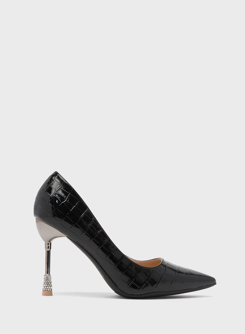 خزانة High Heeled Pump