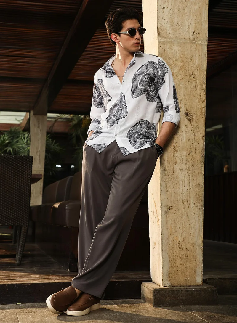 Campus Sutra Campus Sutra Men's Chalk White & Midnight Black Contrast-Spool Jacquard Shirt | Spread Collar , Long  Cuffed Sleeves , Button Closure | Abstract Dobby | Cotton-Blend Shirt For Casual Wear