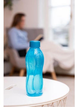 Tupperware زجاجة مياه إيكو باللون الأزرق البحري والليمون 750 مل 2 قطعة  - Image 5