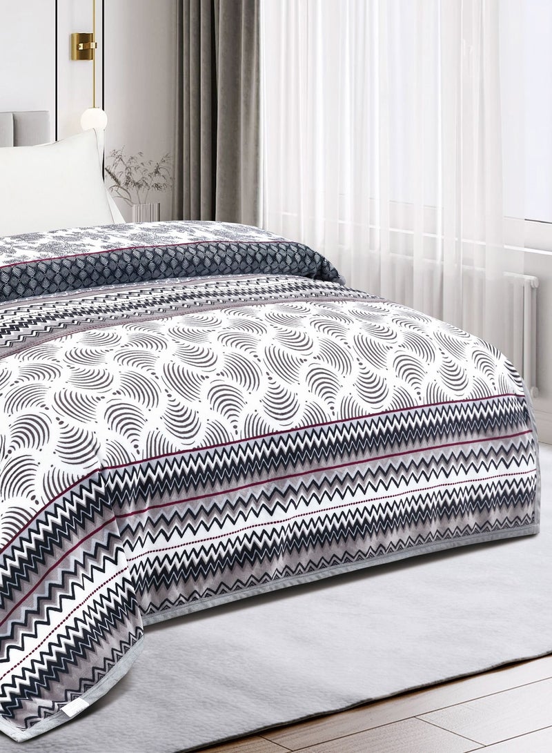 Throw Blanket Floral Printed 1.5kg Super Soft Flannel Weighted Bed Blanket for Bedding Sofa and Travel King Size 220X240cm Multi color