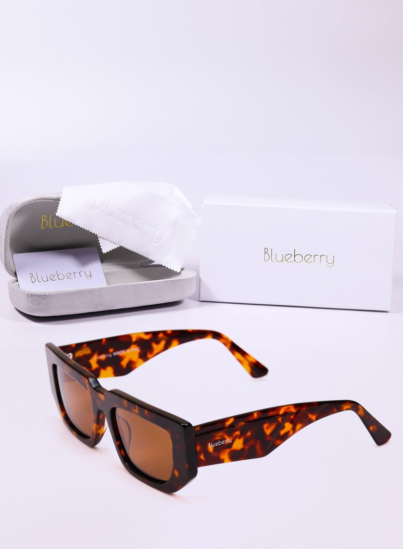 Blueberry sunglasses Women's with a distinctive shape and high quality glasses - Image 1
