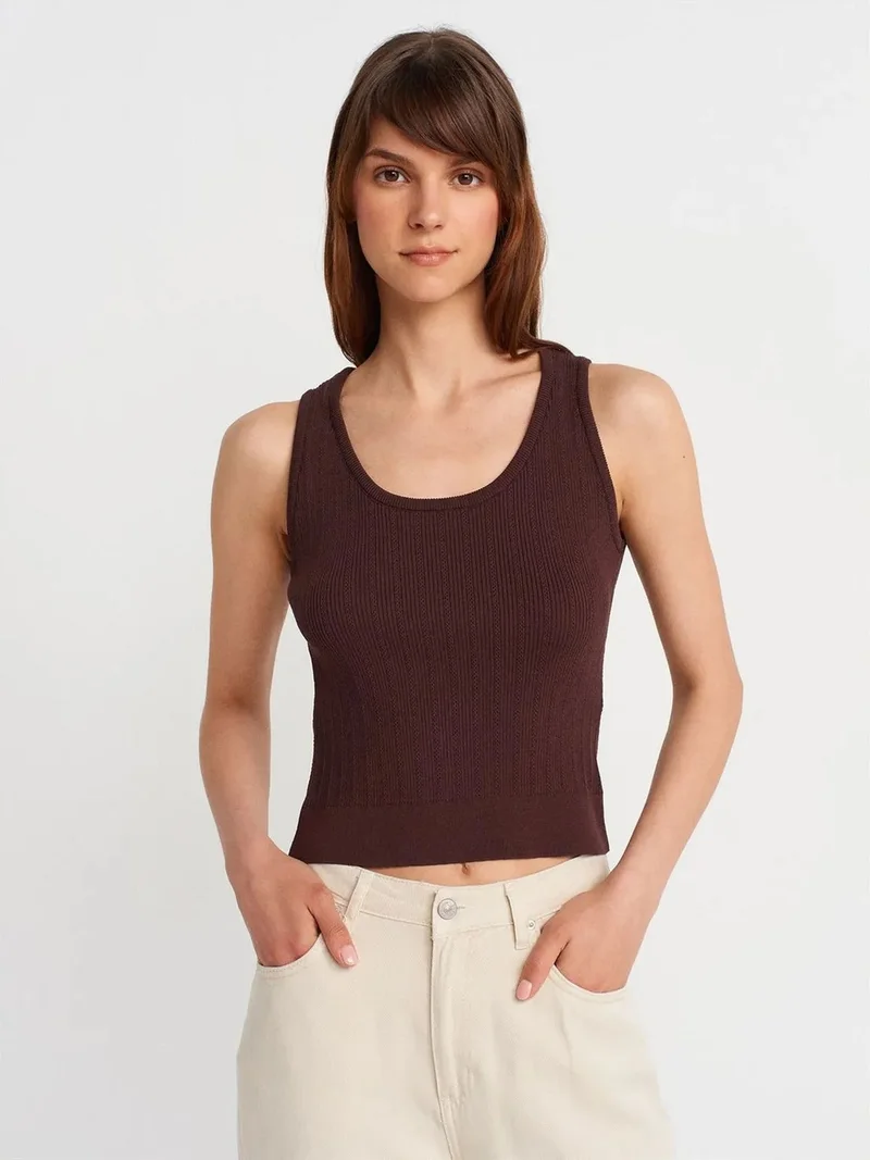 ديلفين Dilvin Ribbed Sleeveless Slim-fit Blouse