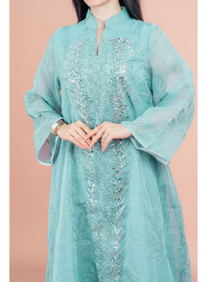 اكسا جلابية انيقة لؤلؤ ونقوش - Image 4