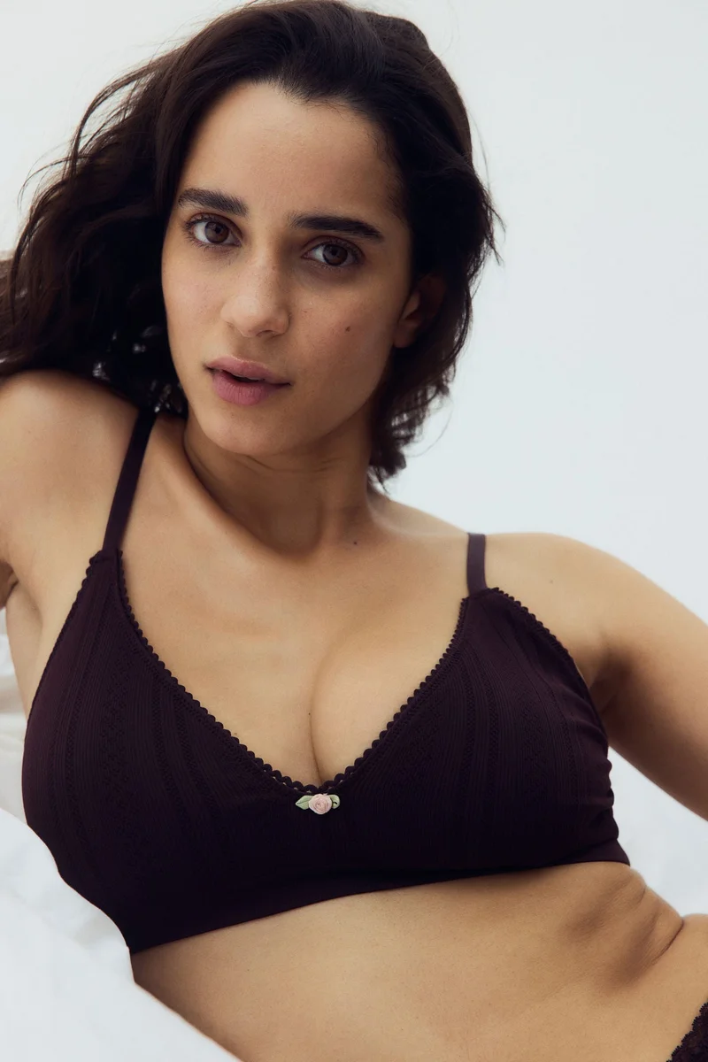 اتش اند ام حمالة صدر مبطنة من خامة بثقوب