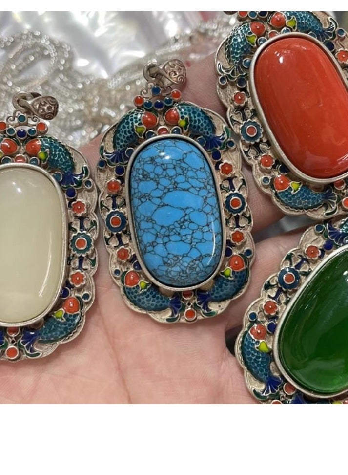 Exquisite Retro Sweater Pendant Necklace - Image 5