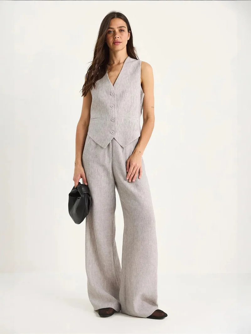 Bianco Lucci LUCCI V-neck Vest and Wide Leg Pants Two-Piece Coord Set