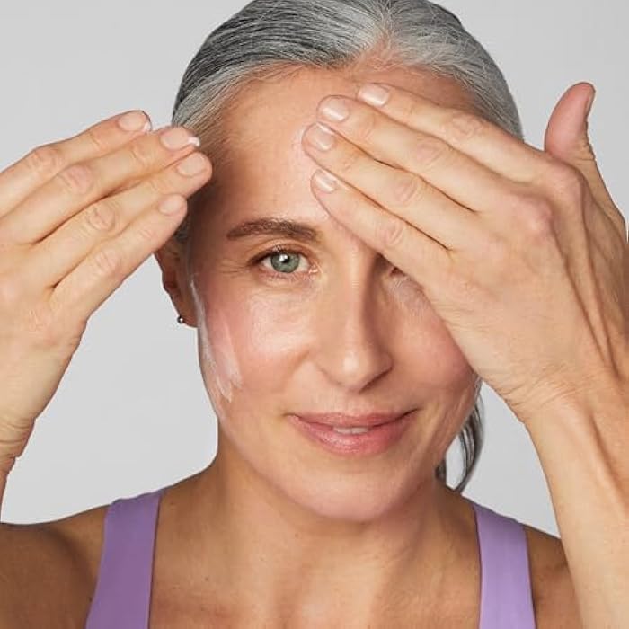 Clinique Smart Clinical Repair Wrinkle Correcting Anti Aging Face Cream With Hyaluronic Acid + Peptides For All Skin Types | Hydrating - Image 5