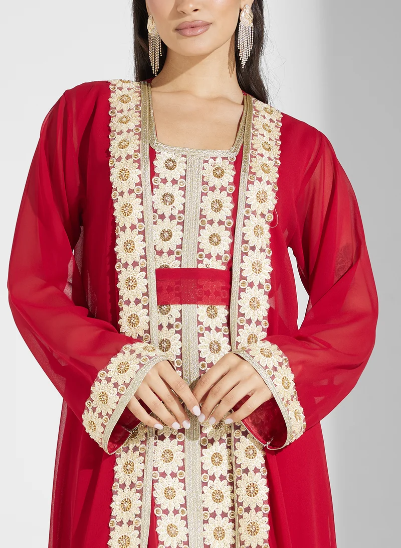 هيا كلوزيت Embroidered Neck Flared Sleeve Moroccan Dress