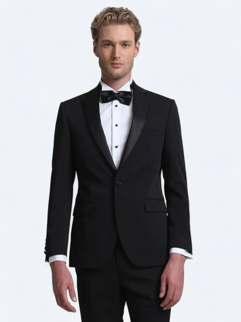 Kip Black Slim Fit Butterfly Collar Weaving Tuxedo