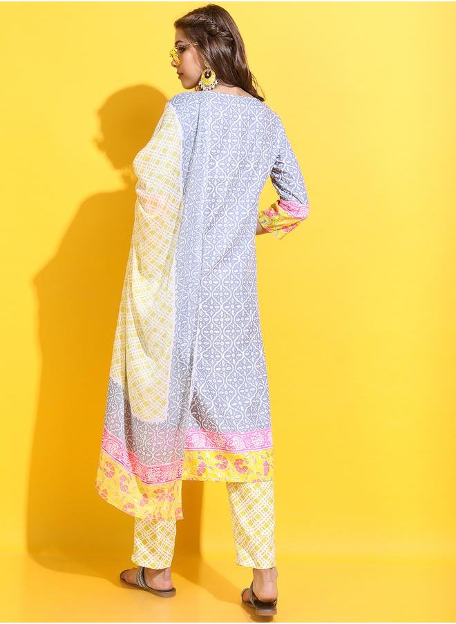 Vishudh Women Multi-Colored Printed Cotton Kurta Set by Styli  - Image 3