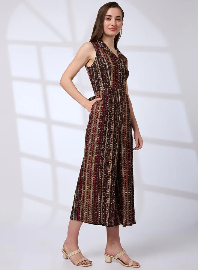 جلو باص جمبسوت بياقة مطوية ورباط خصر