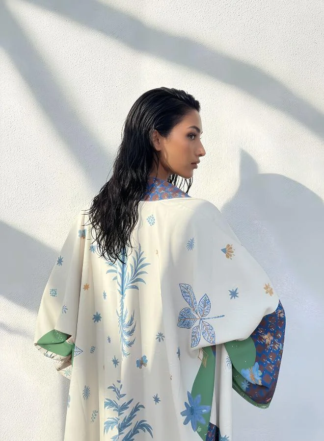 The Untitled Project Seen Leaving The Corniche